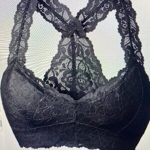 EUC~.Zanana sz Med Black  Floral Lace Bralette